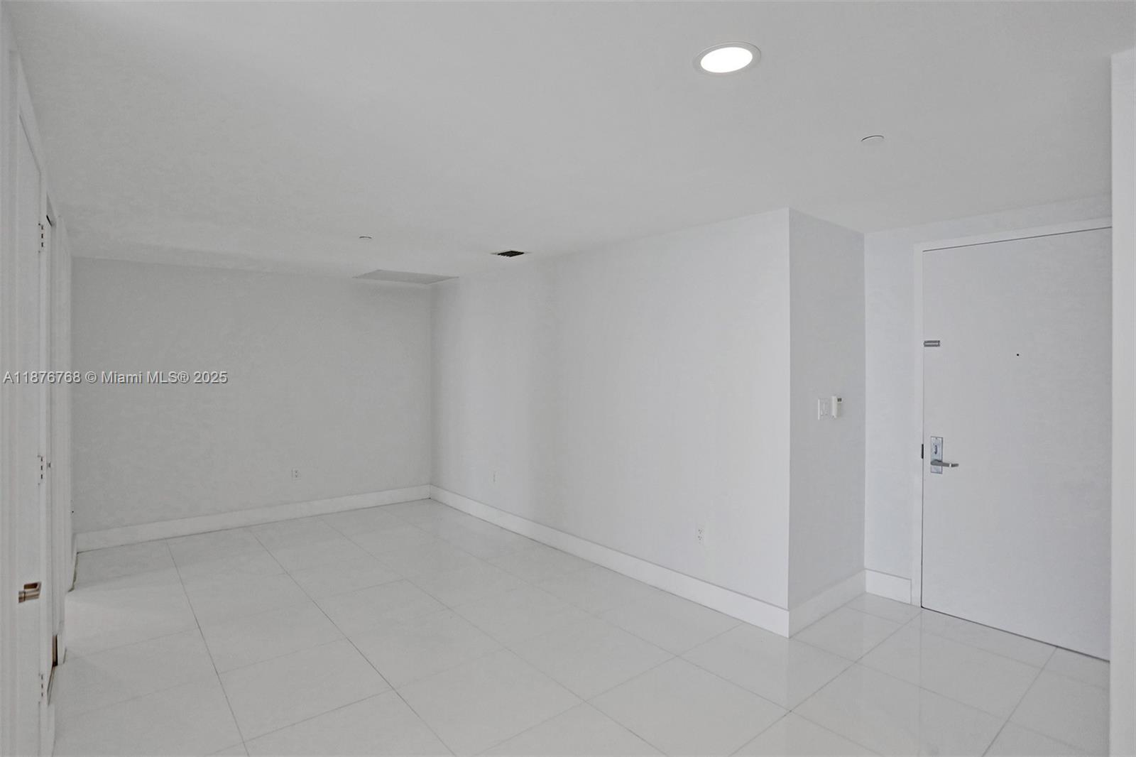 495 Brickell Ave # 4405