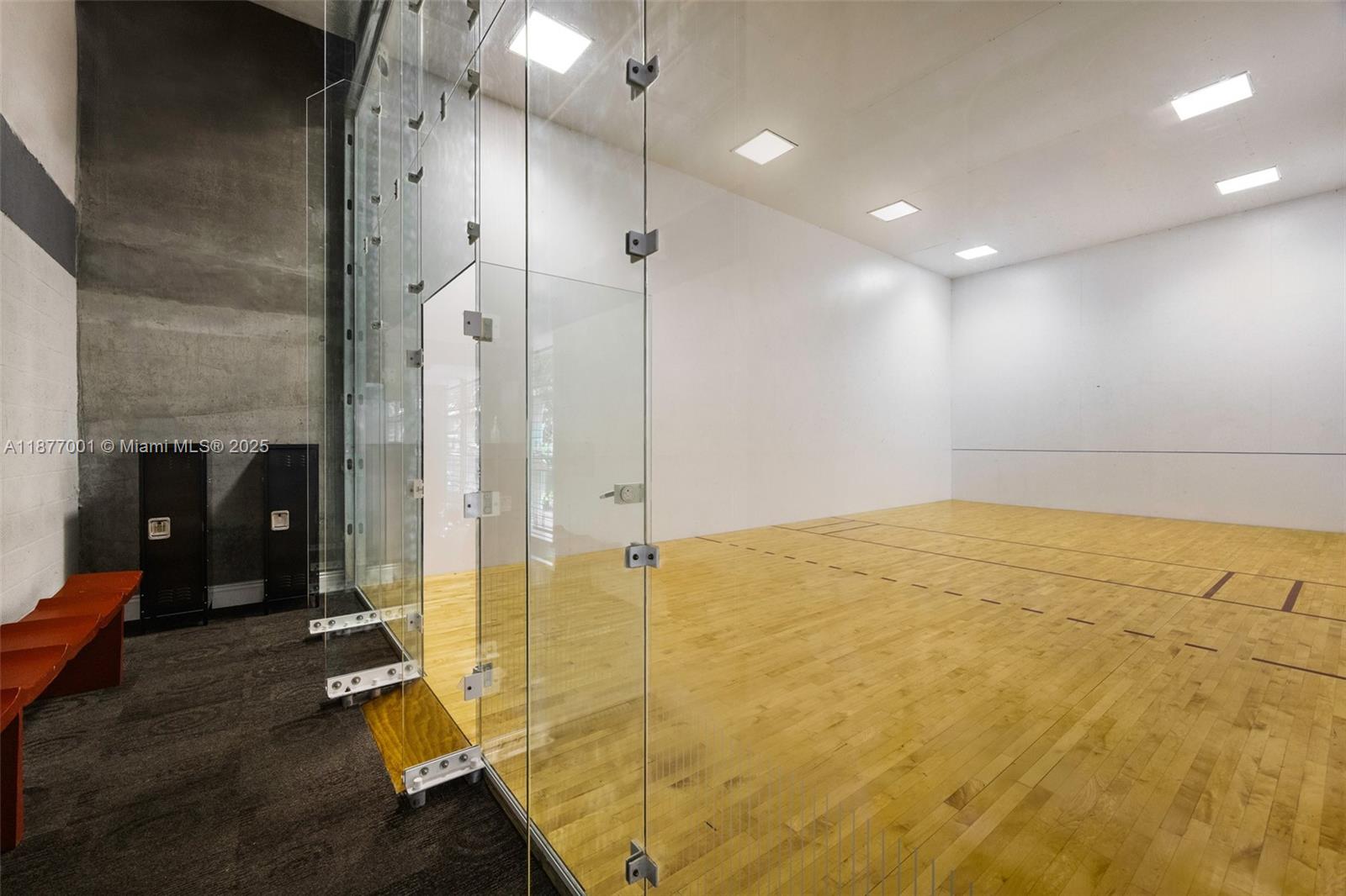 690 SW 1st Ct Unit: PHI10