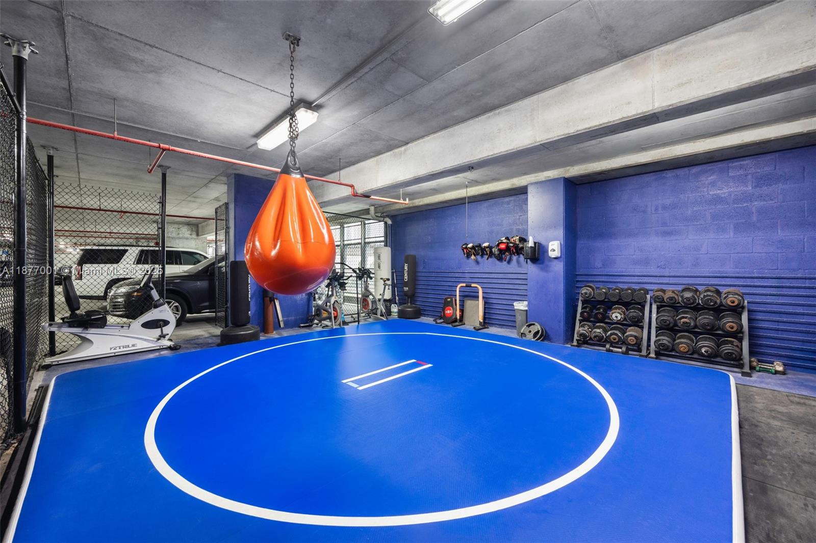 690 SW 1st Ct Unit: PHI10