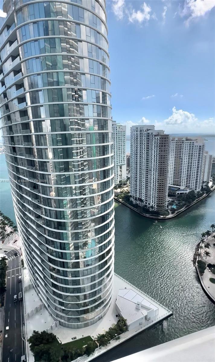 200 Biscayne Boulevard Way # 3801