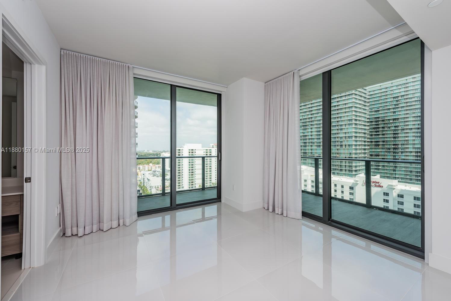 1300 S Miami Unit: 1810