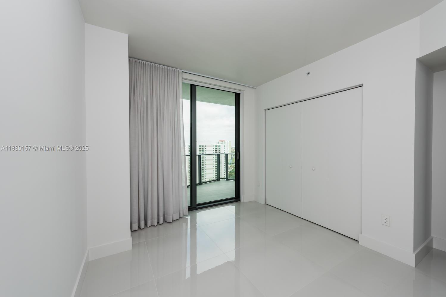 1300 S Miami Unit: 1810