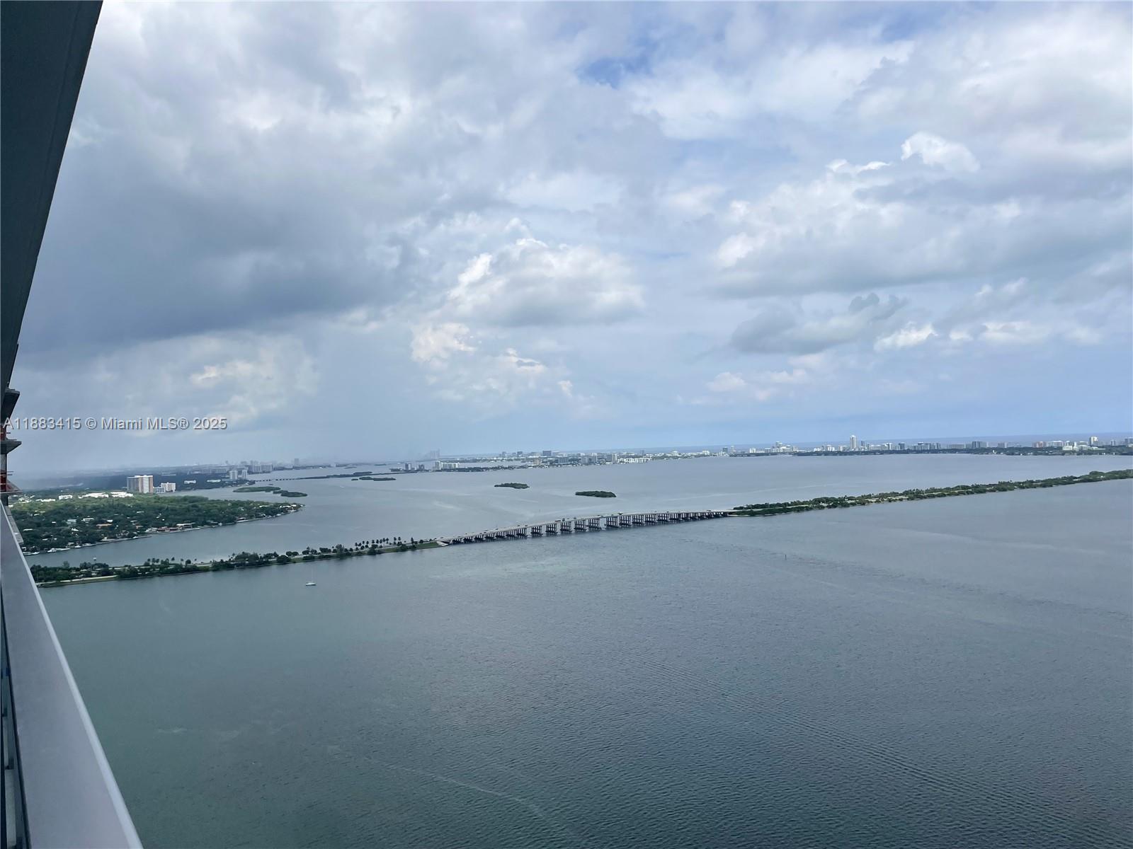 700 NE 24th St # 4706