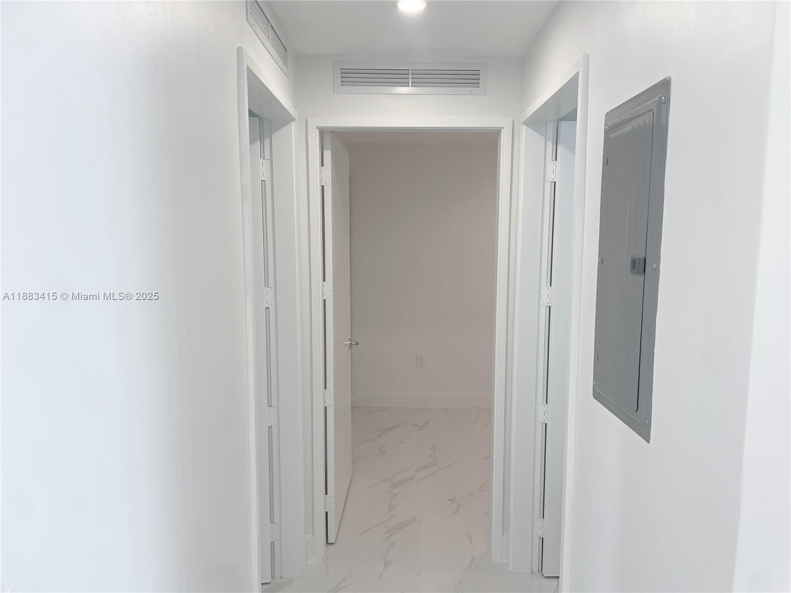 700 NE 24th St # 4706