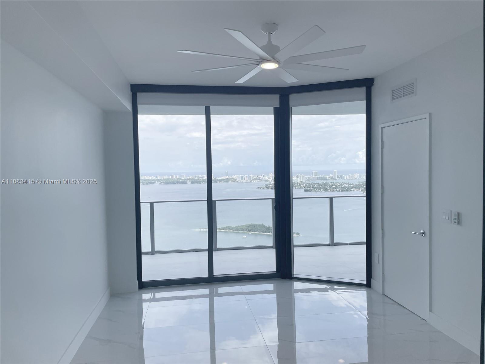 700 NE 24th St # 4706