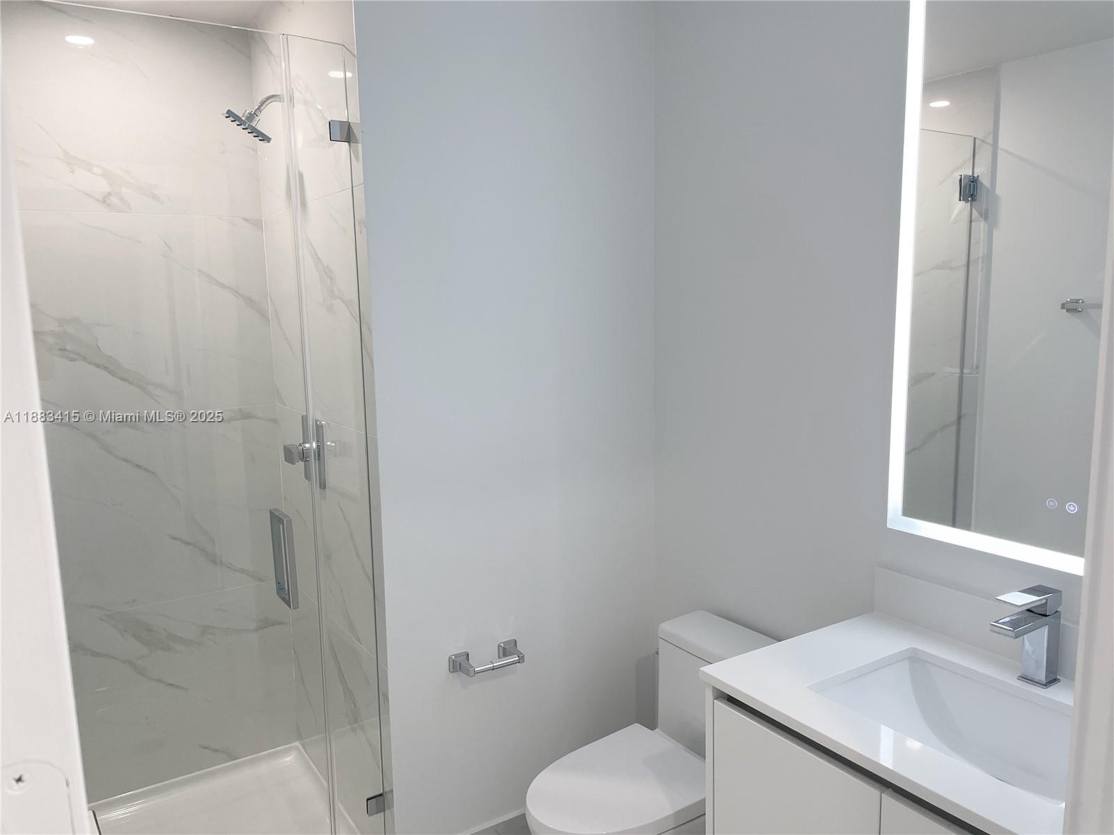 700 NE 24th St # 4706