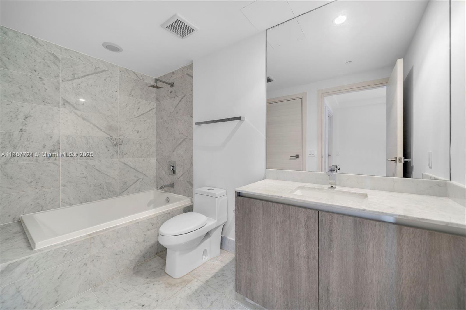 801 S Miami Ave Unit: 3809