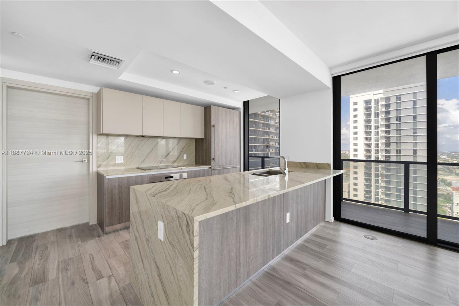 801 S Miami Ave Unit: 3809