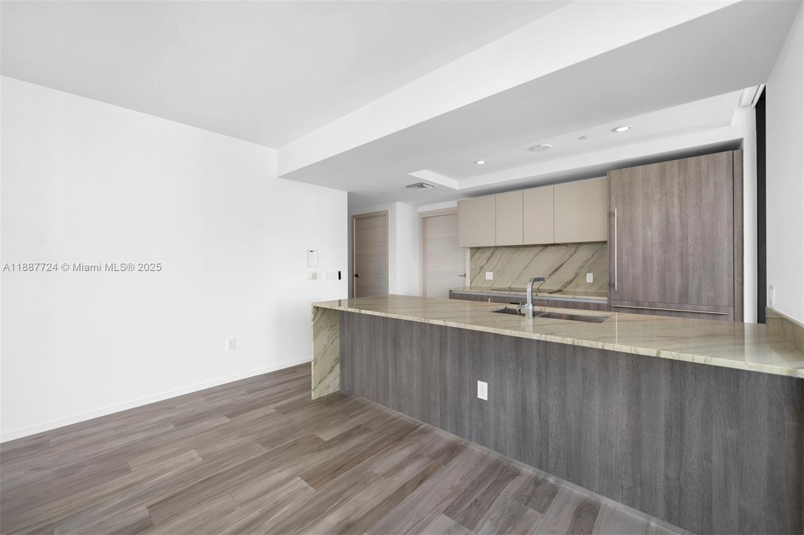 801 S Miami Ave Unit: 3809