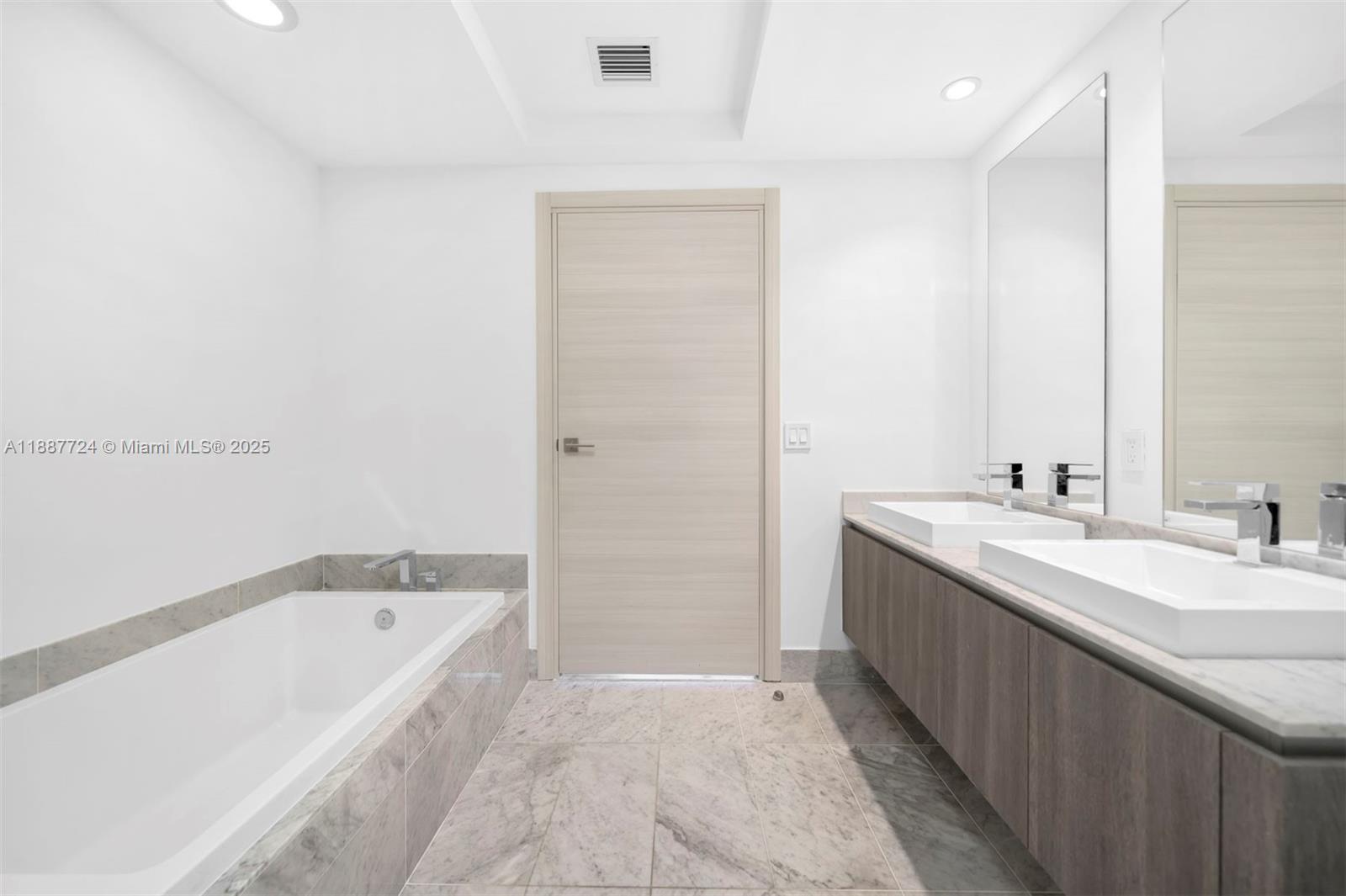 801 S Miami Ave Unit: 3809