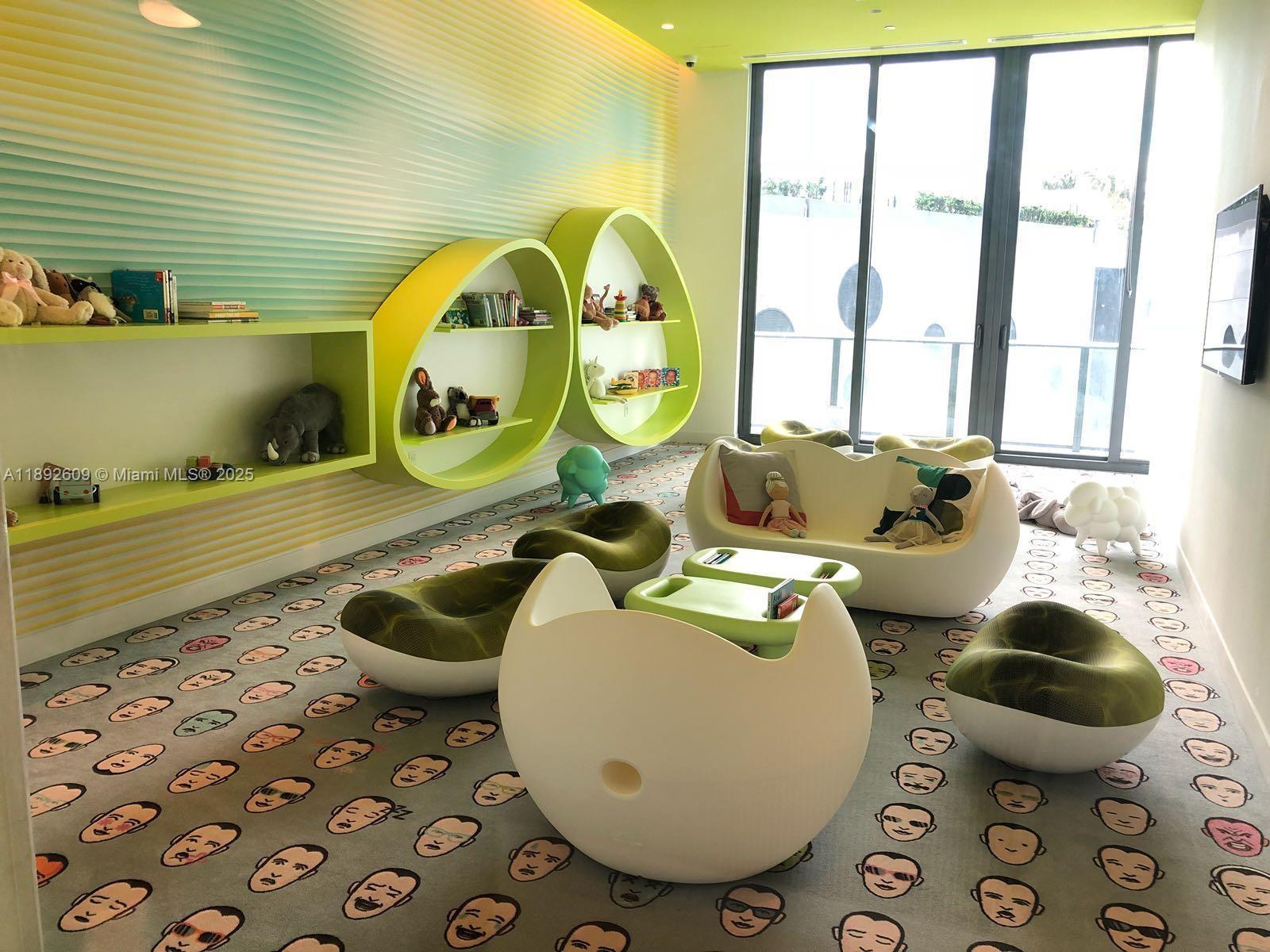 501 NE 31st St # 1206