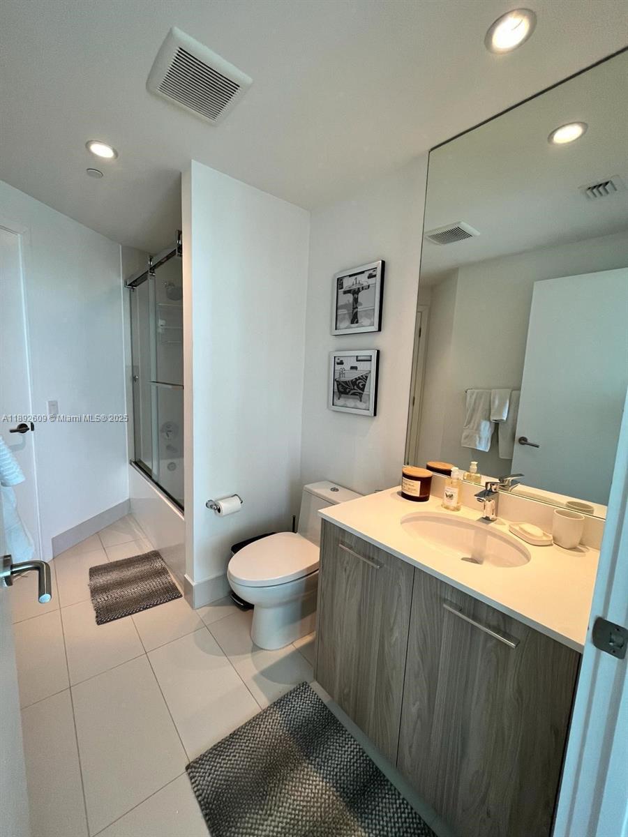 501 NE 31st St # 1206