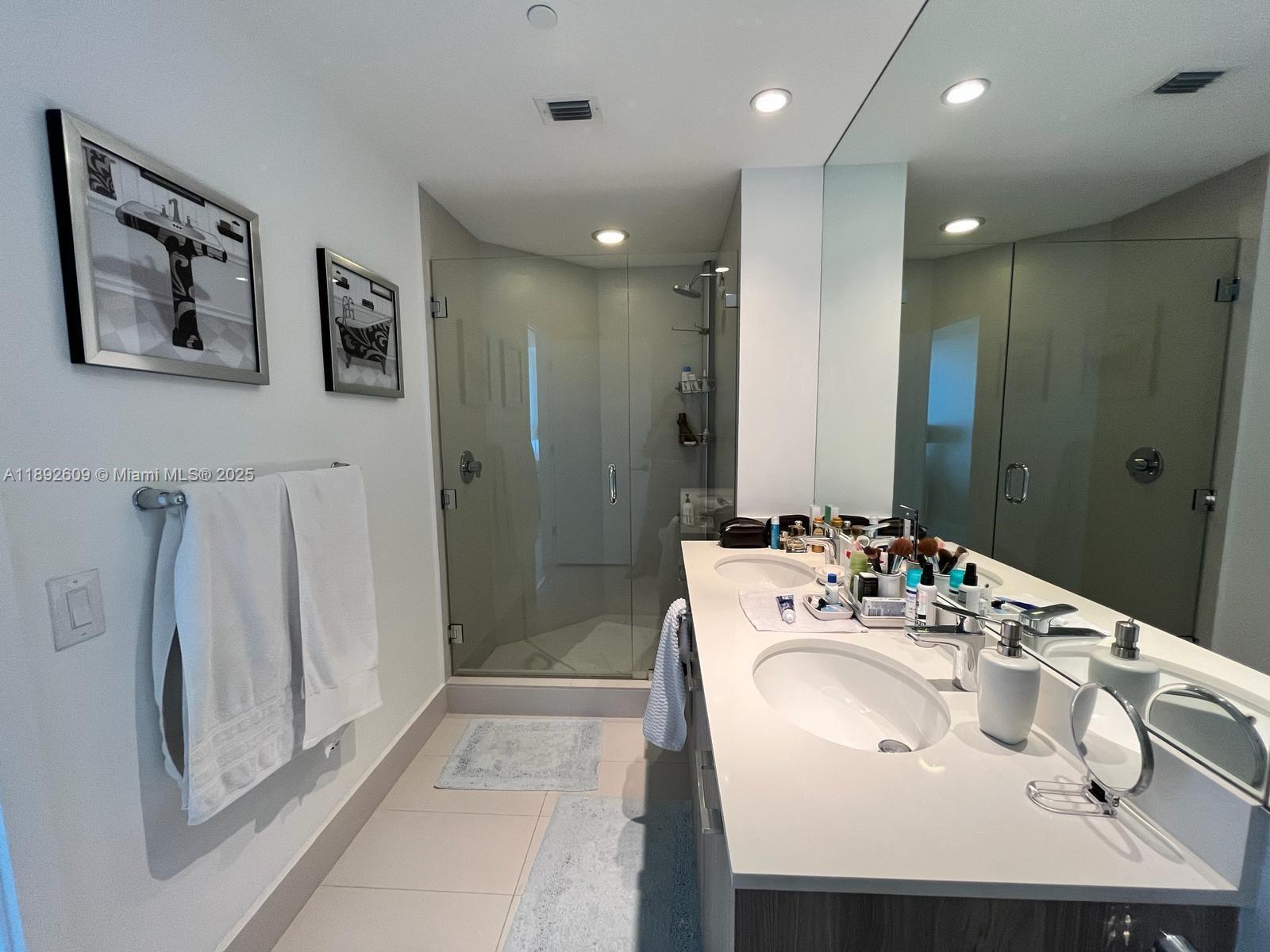 501 NE 31st St # 1206