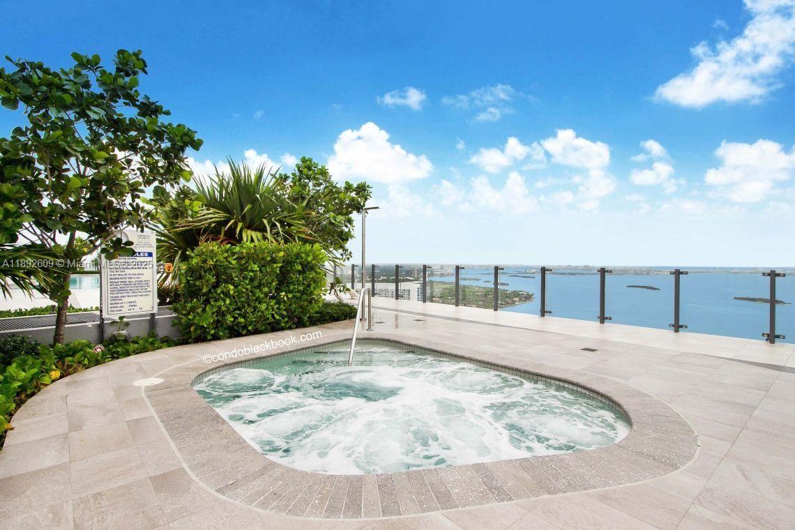 501 NE 31st St # 1206