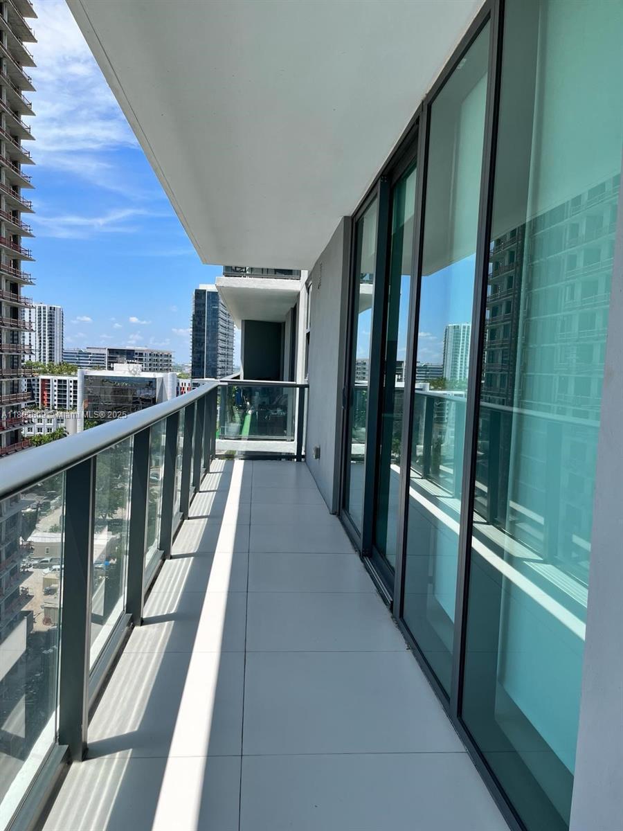 501 NE 31st St # 1206