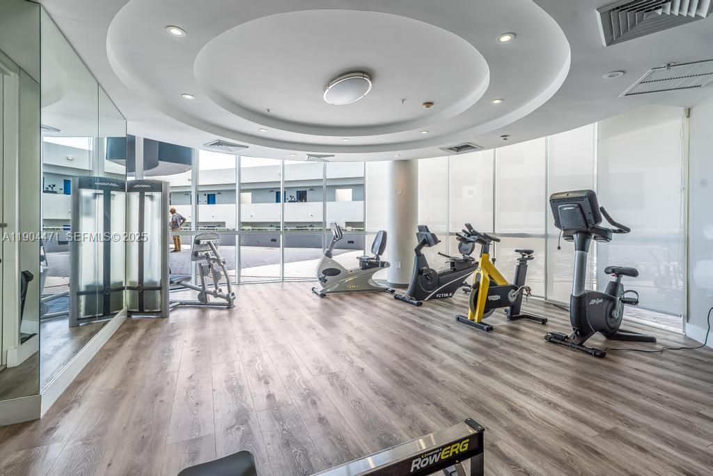 6301 Collins Ave # 1405