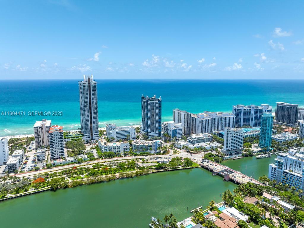 6301 Collins Ave # 1405