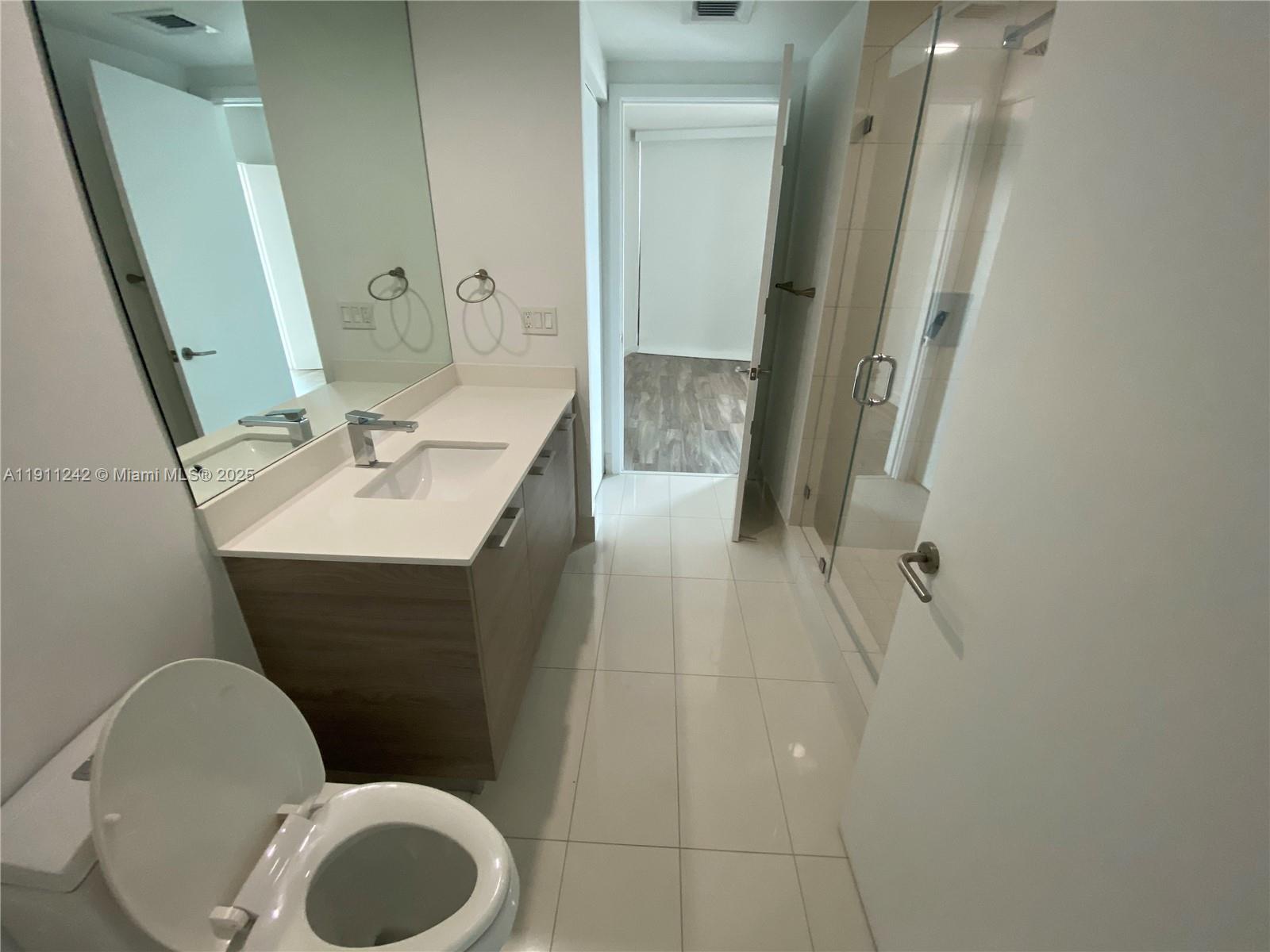 1300 S MIAMI AVE Unit: 3802