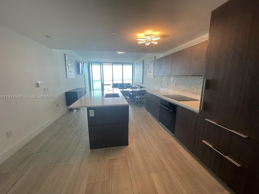 3131 NE 7th Ave # 3802