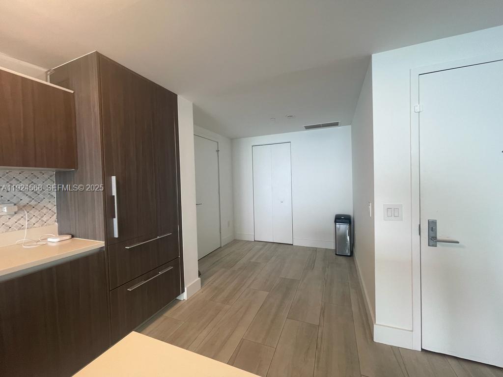 3131 NE 7th Ave # 3802