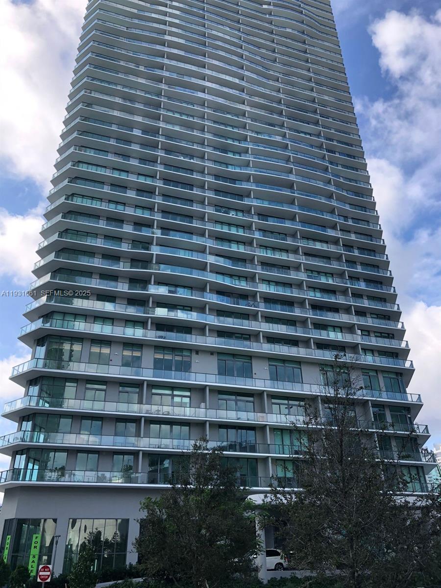 501 NE 31st St Unit: PH4405