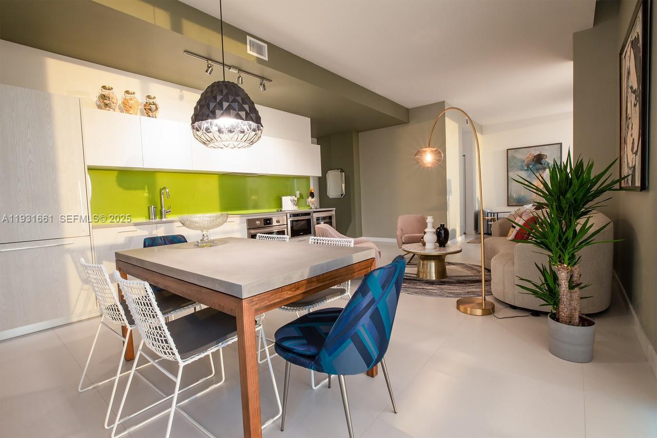 501 NE 31st St Unit: PH4405
