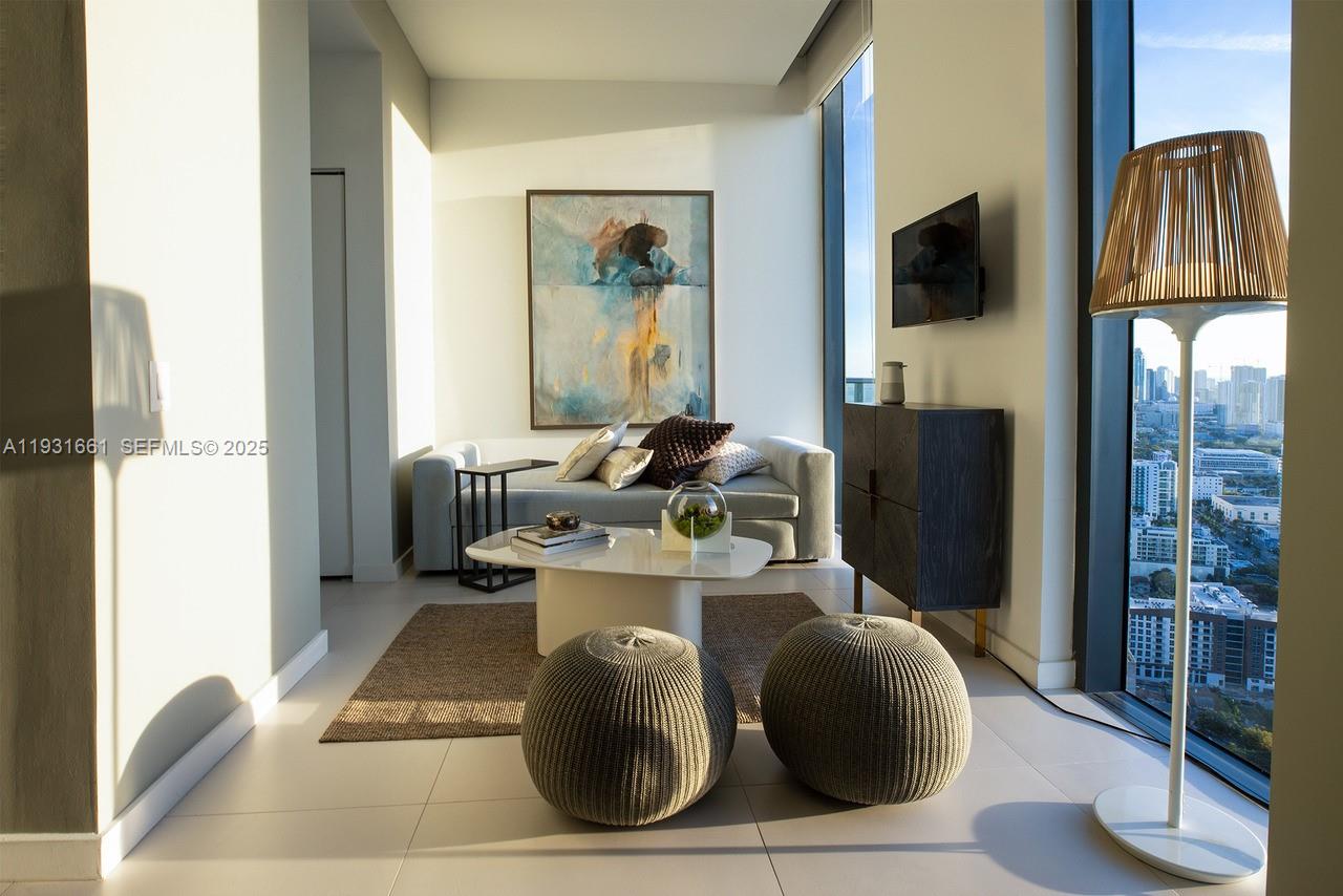 501 NE 31st St Unit: PH4405