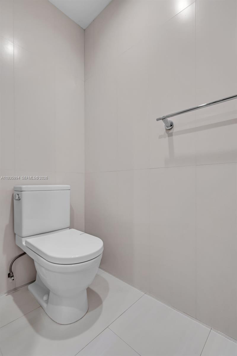 900 Biscayne Blvd # 2312