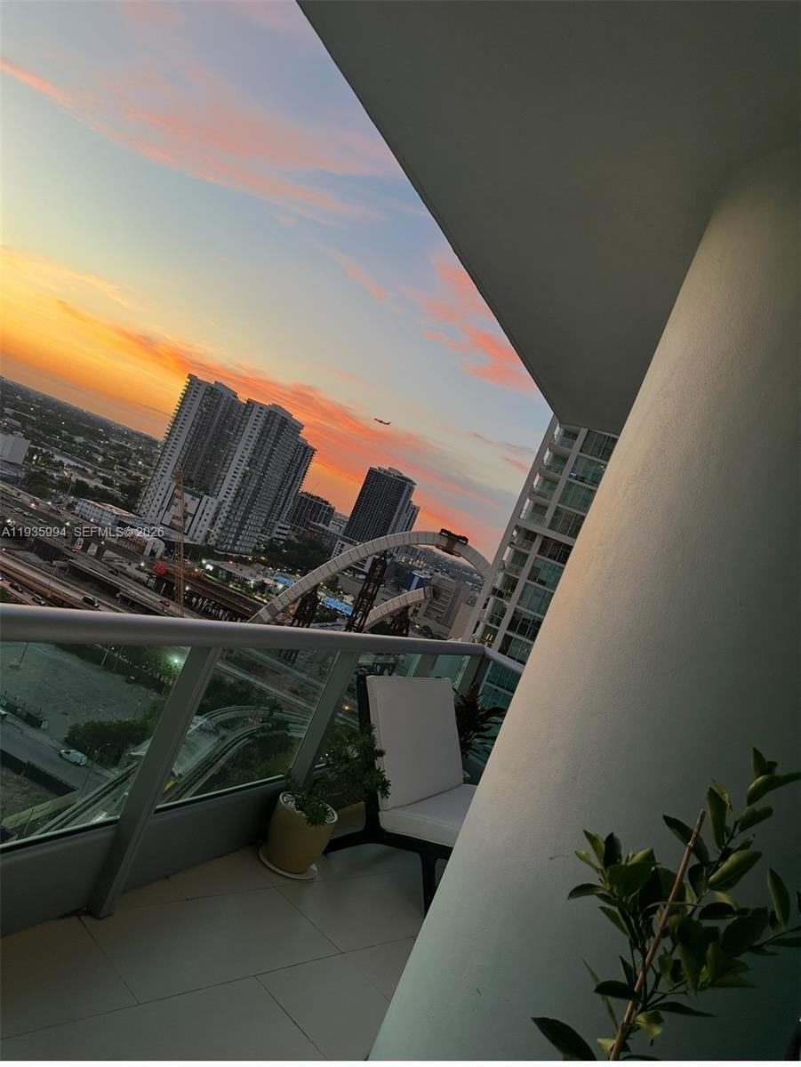 900 Biscayne Blvd # 2312