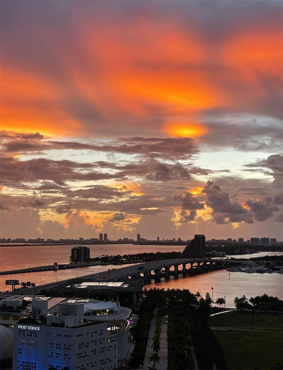 900 Biscayne Blvd # 2312