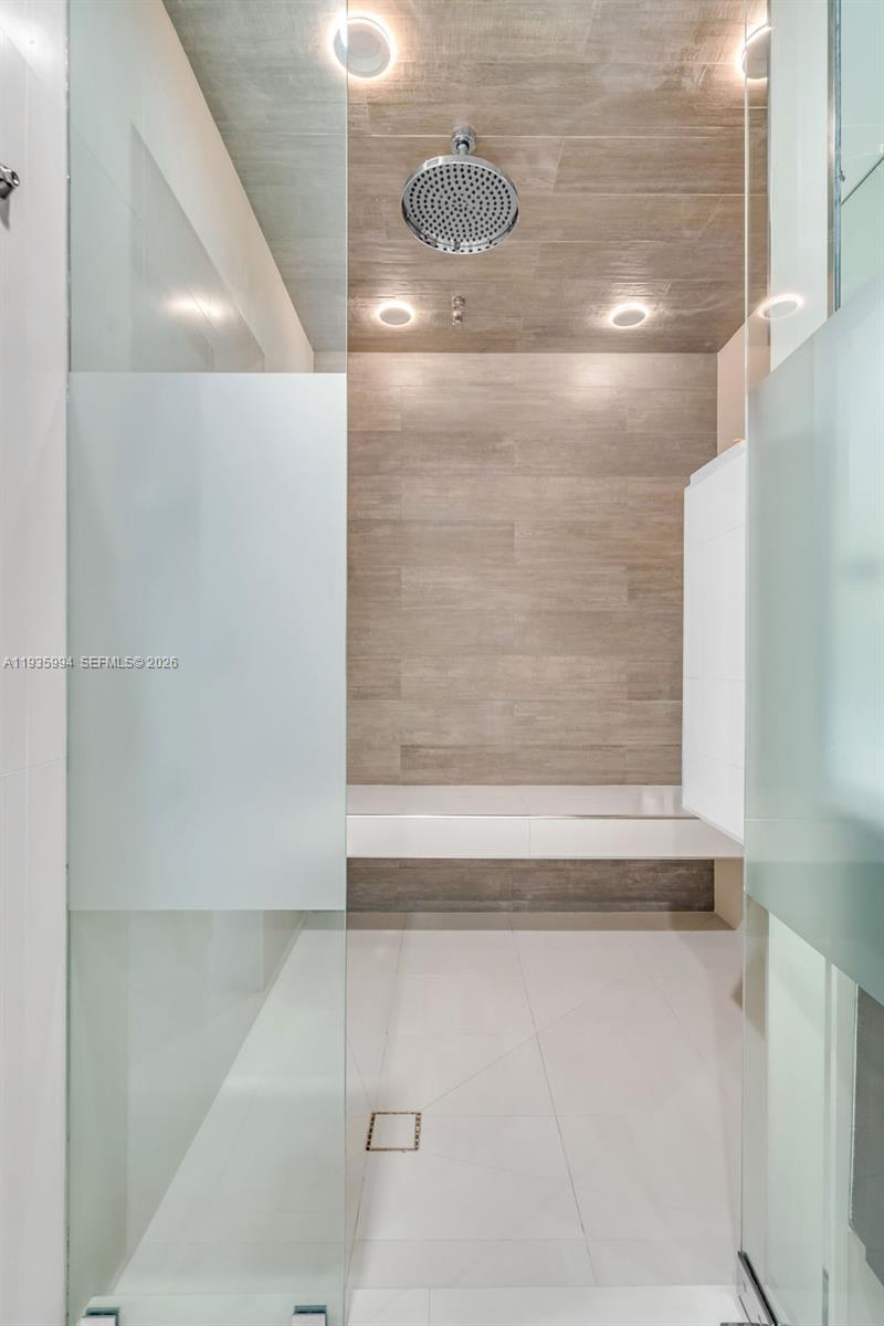 900 Biscayne Blvd # 2312