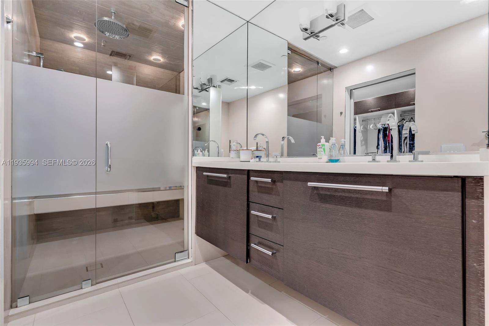 900 Biscayne Blvd # 2312