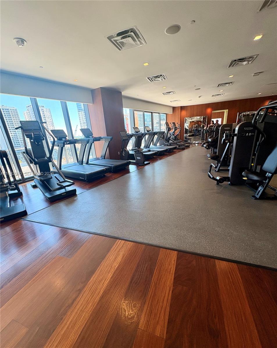 1300 S Miami Ave Unit: 4706