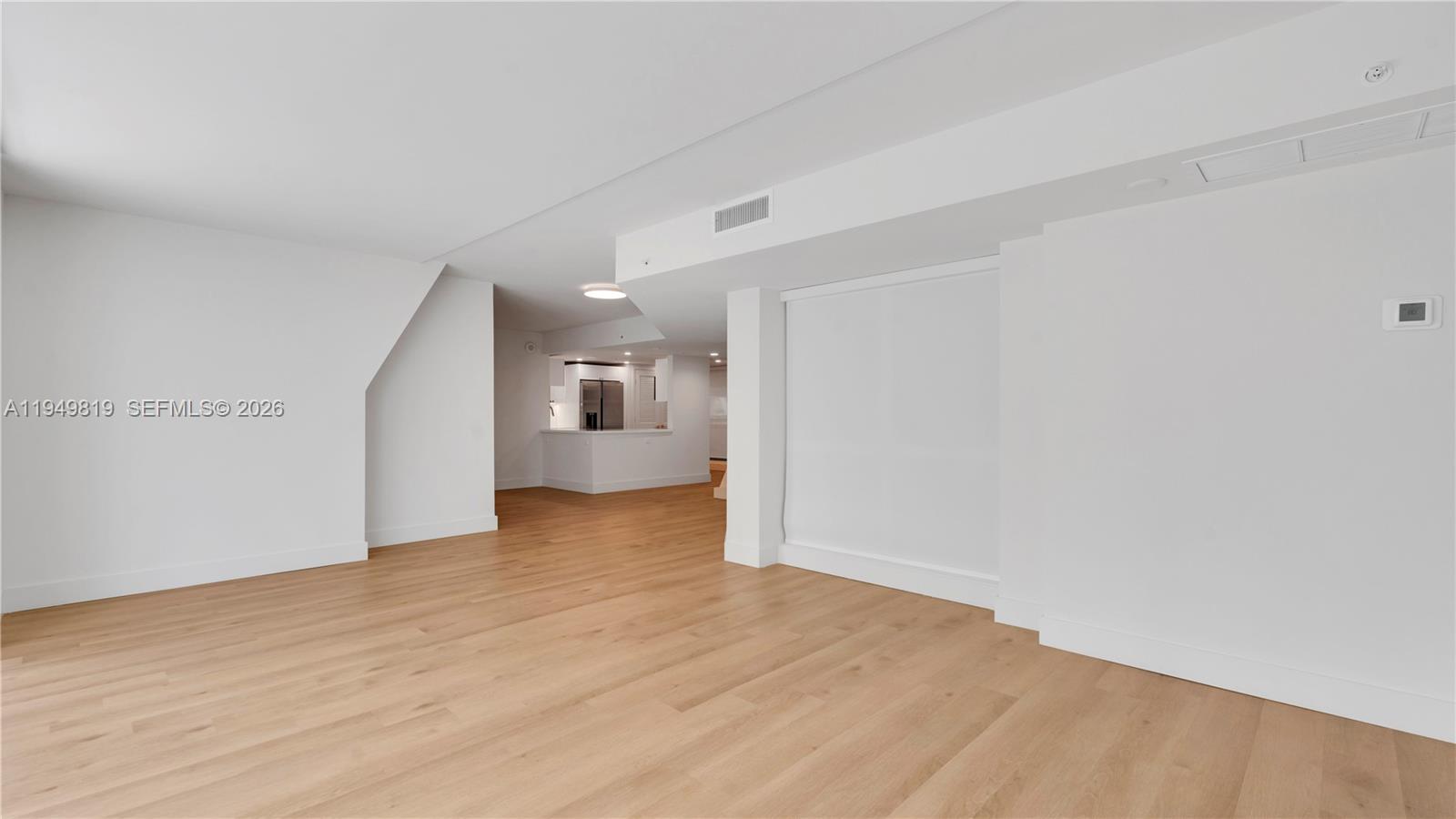 555 NE 34th St # 2107