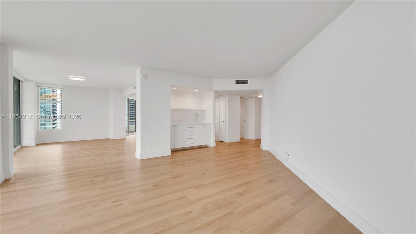 555 NE 34th St # 2201