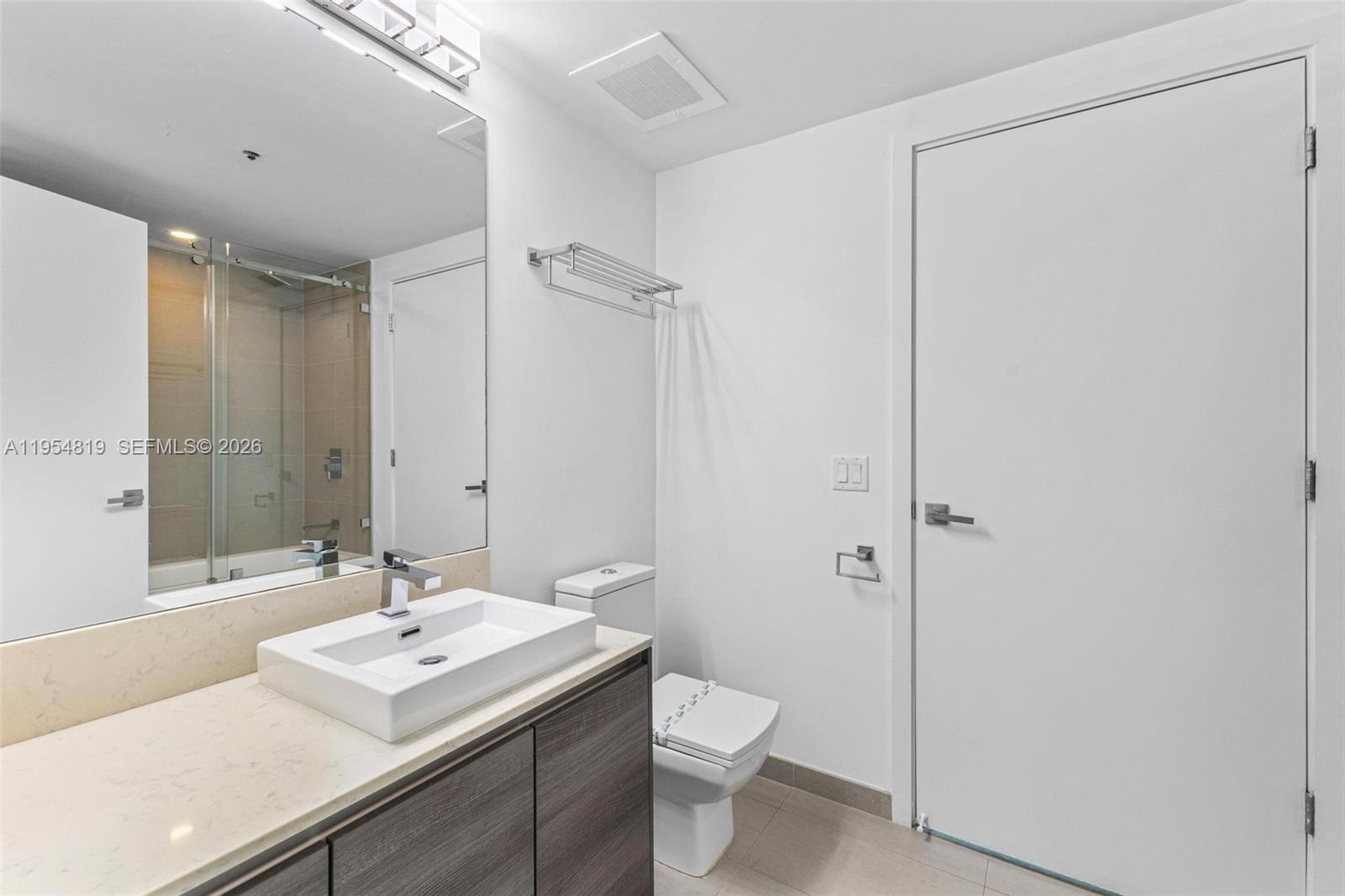 1080 Brickell Ave # 3909