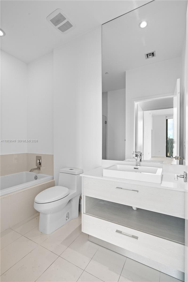 45 SW 9 Street # 4706