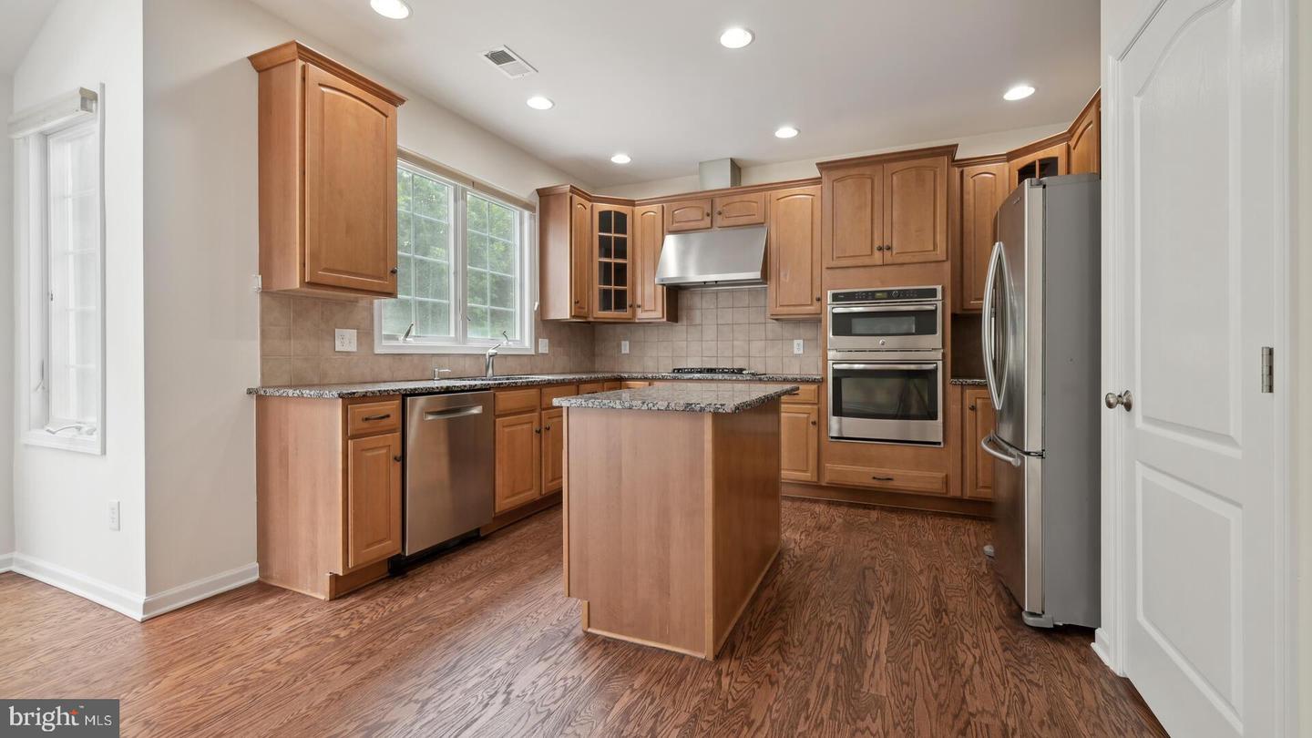 26 GREYLYNNE DRIVE