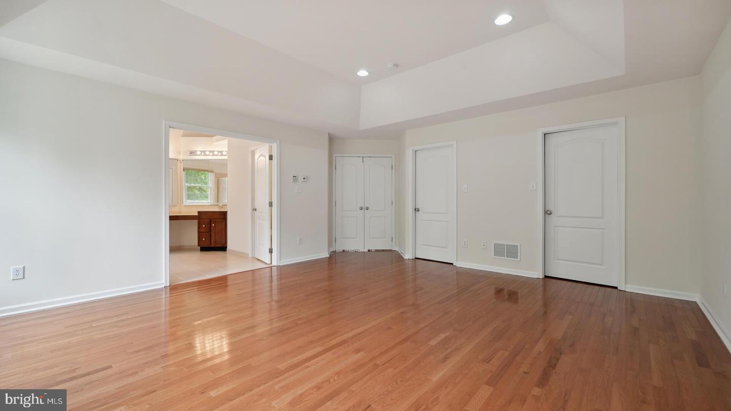 26 GREYLYNNE DRIVE
