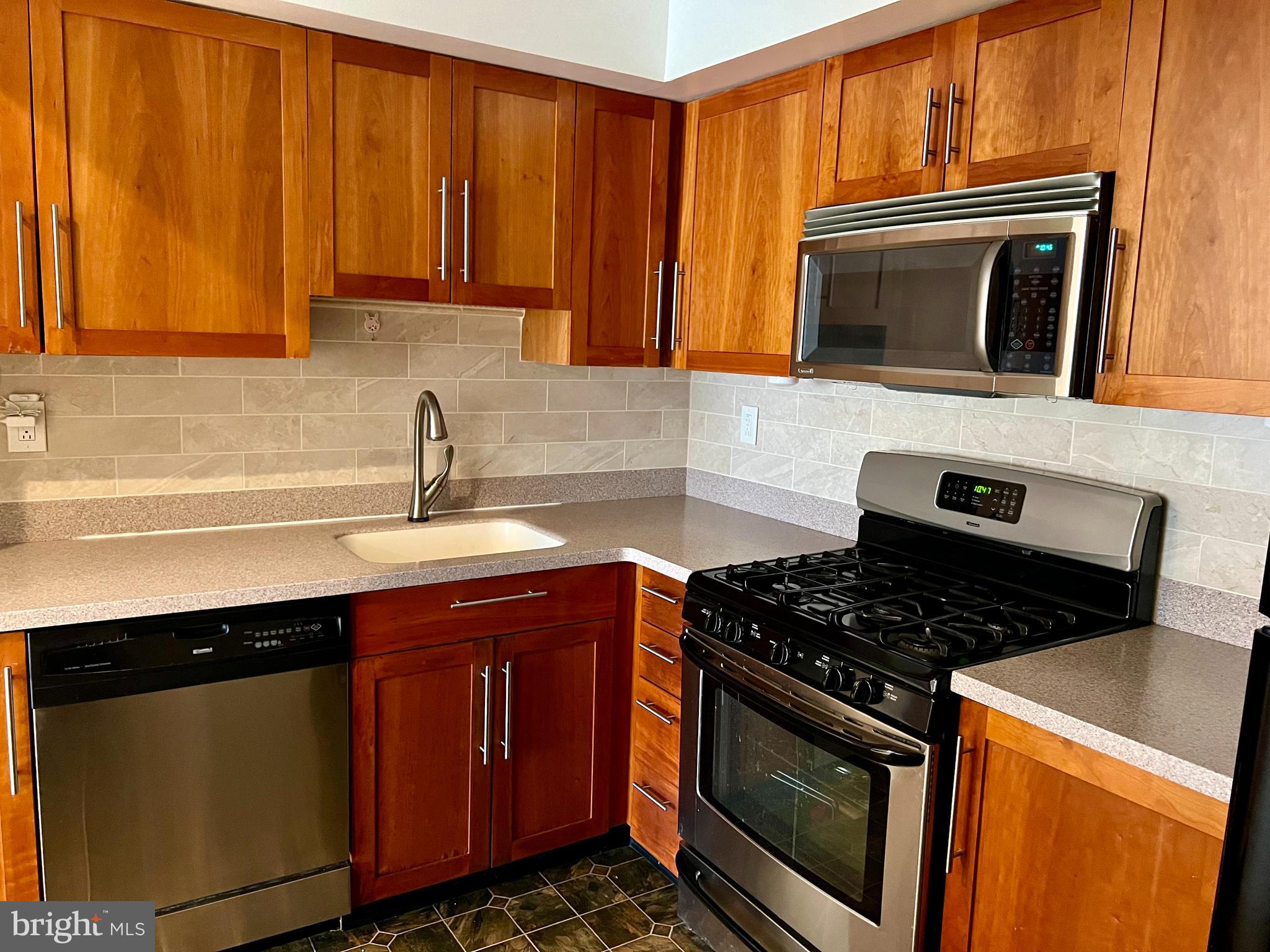 111 Worlidge COURT Unit: 12