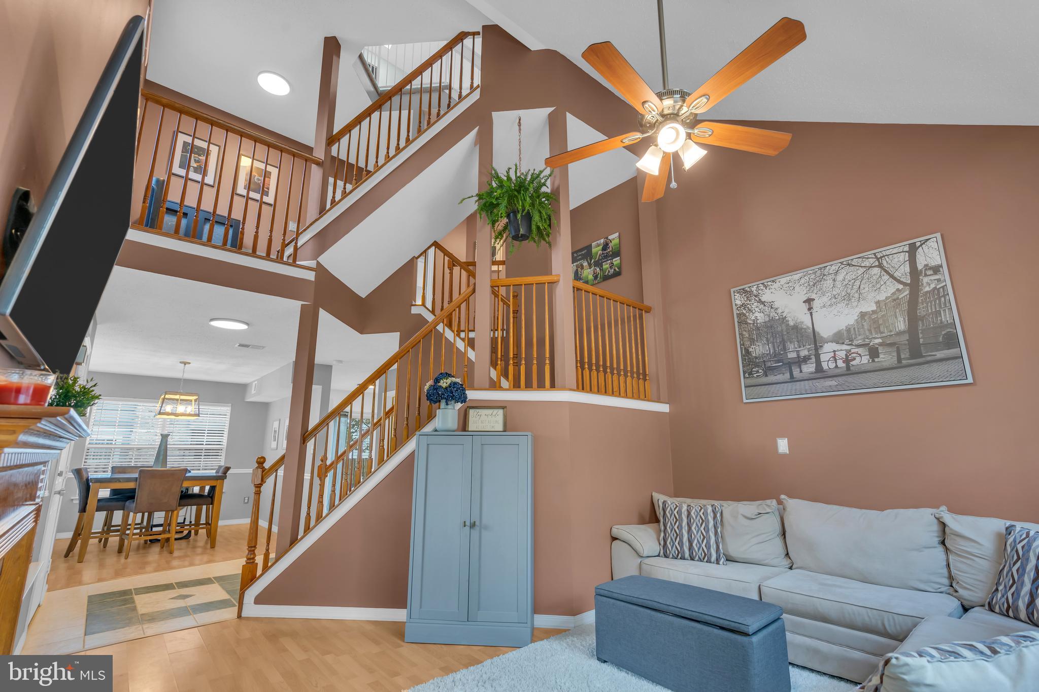 17 Haymarket Ct