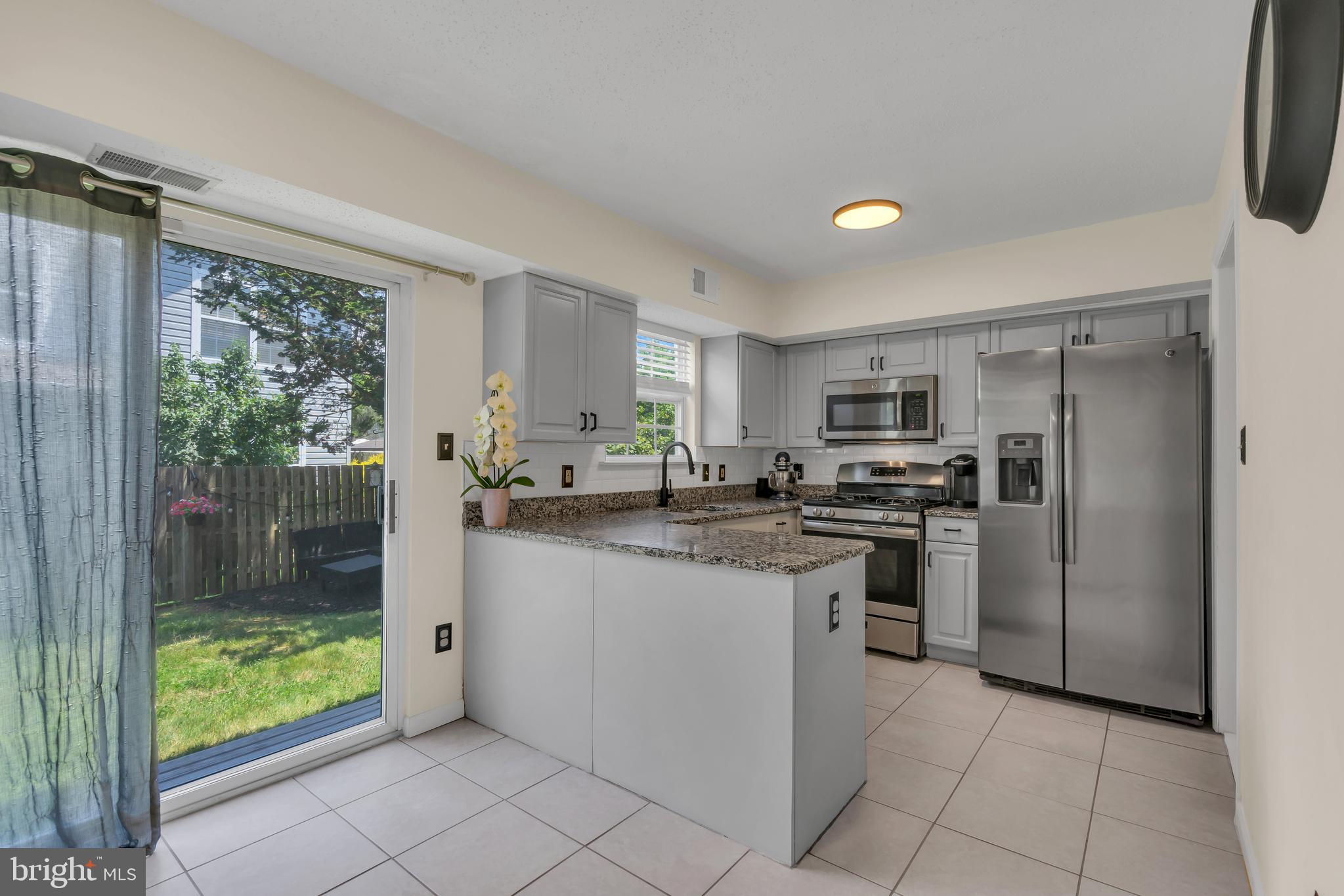 17 Haymarket Ct