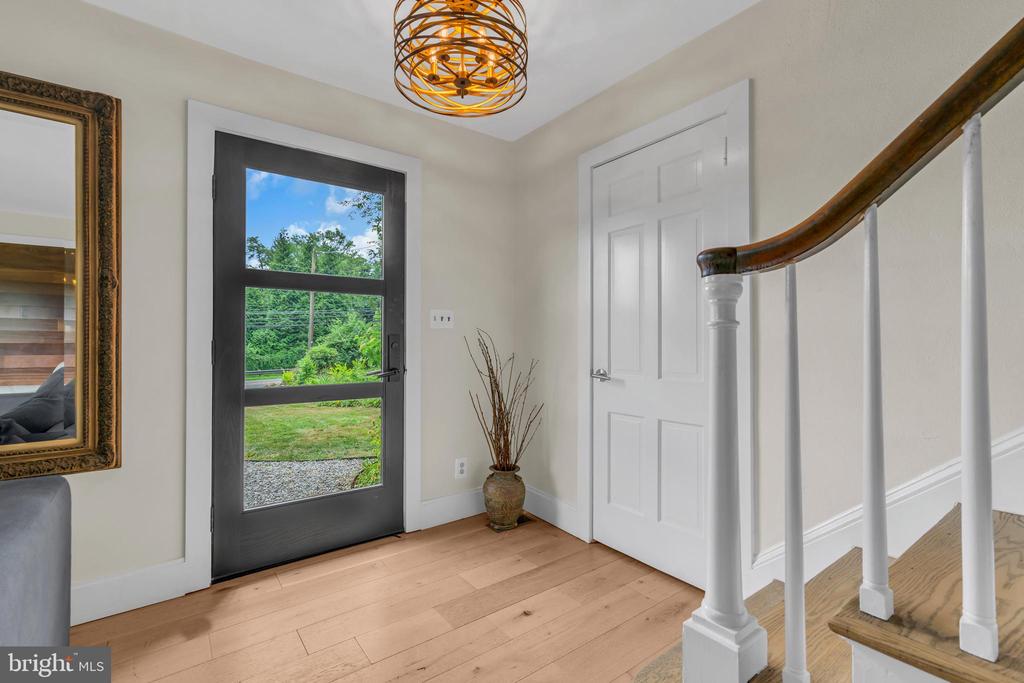 828 Princeton Kingston Rd