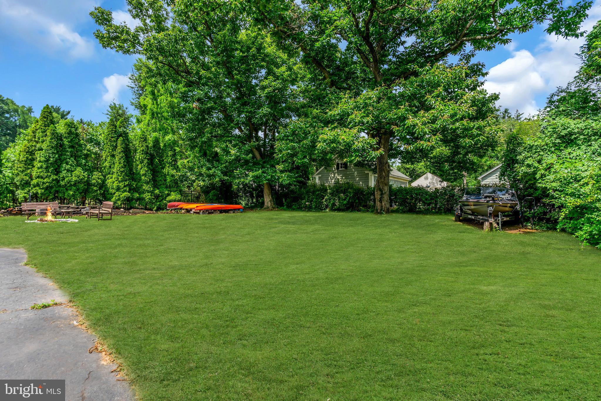 828 Princeton Kingston Rd