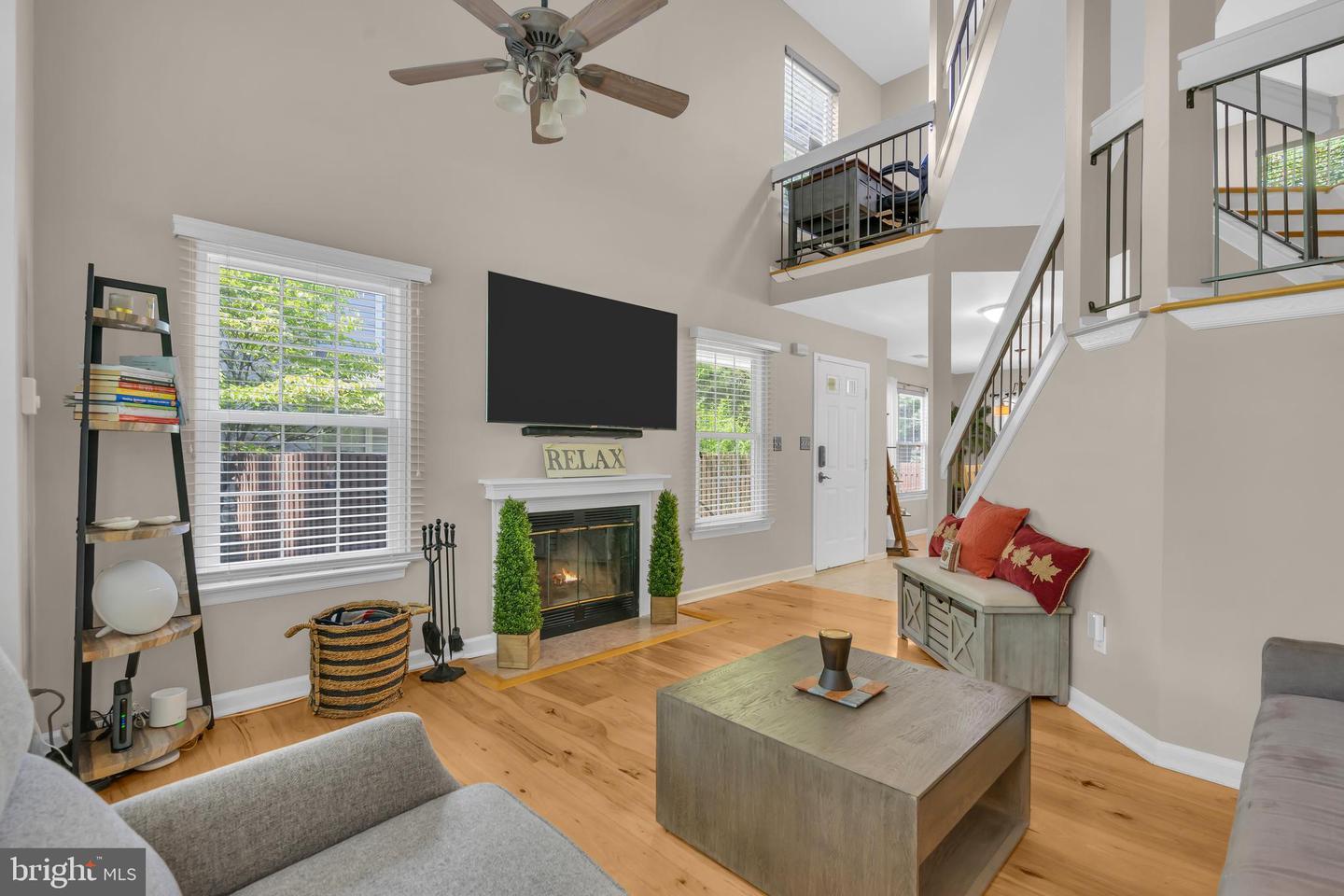 4 Barnsdale Dr
