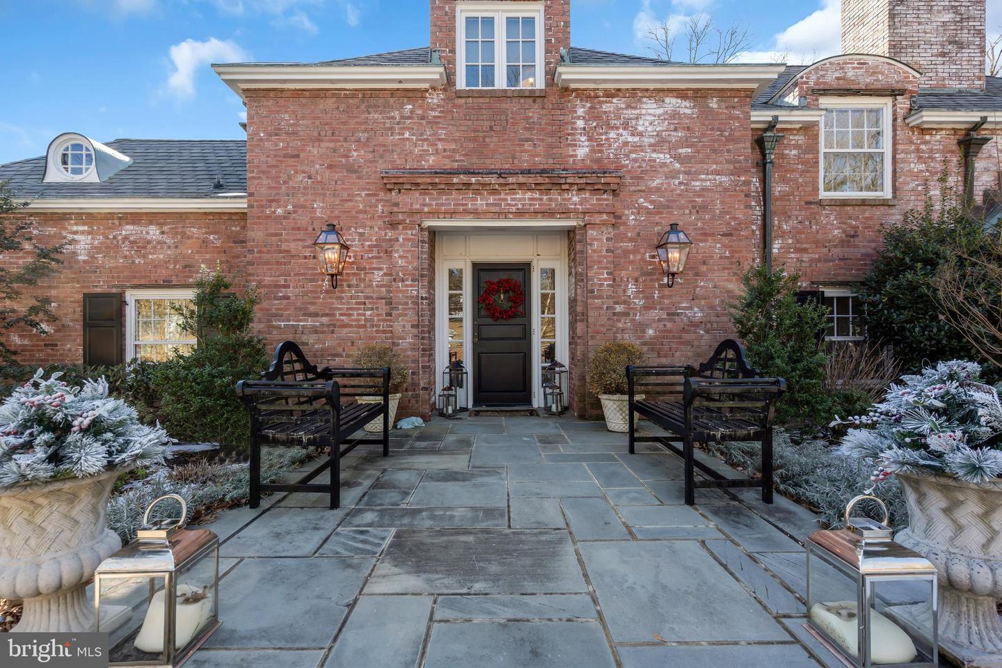 120 Winant Rd