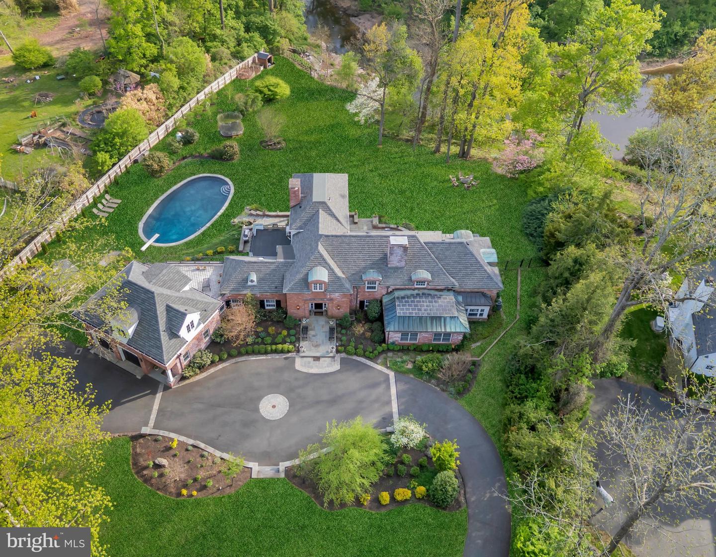 120 Winant Rd