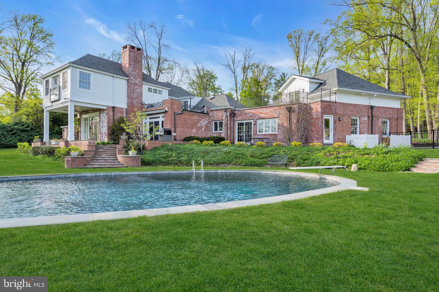 120 Winant Rd