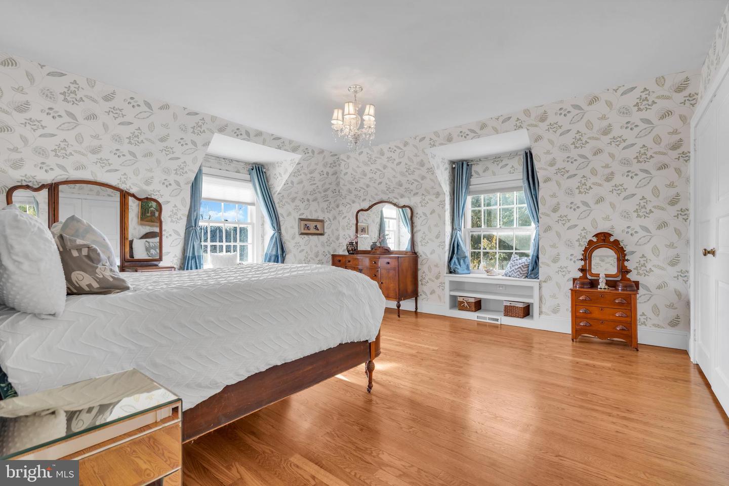 120 Winant Rd
