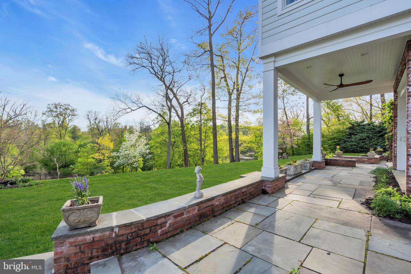 120 Winant Rd